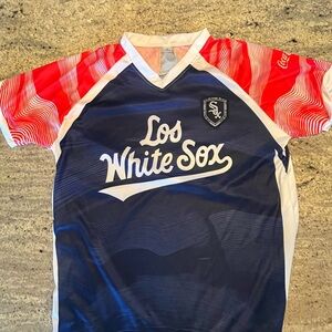 Chicago White Sox "Los White Sox" promo Giveaway - Adult medium